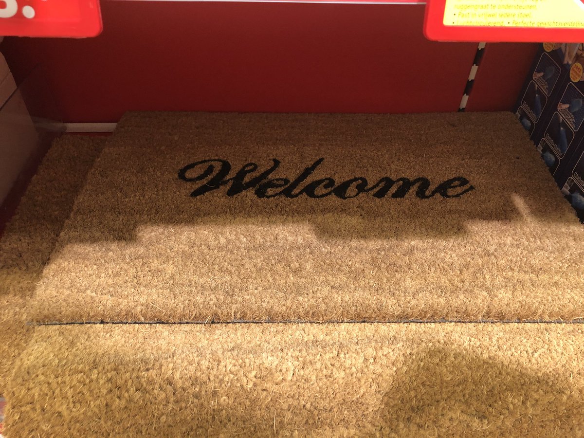 Beetje dubbel, in deze tijd 🤔
#Covid_19 #covid19Nederland #welcome