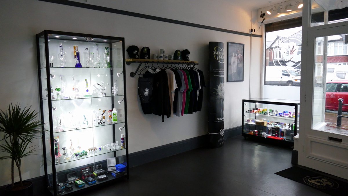 Please consider popping in at least once a fortnight and spend a few quid. If we all support our local Headshops they will still be there for us when this is all over.
#supportyourlocalheadshop
#keepcalmandpassthefertilser