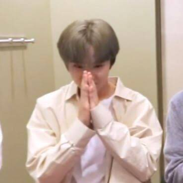 อมซ 💛 tweet media