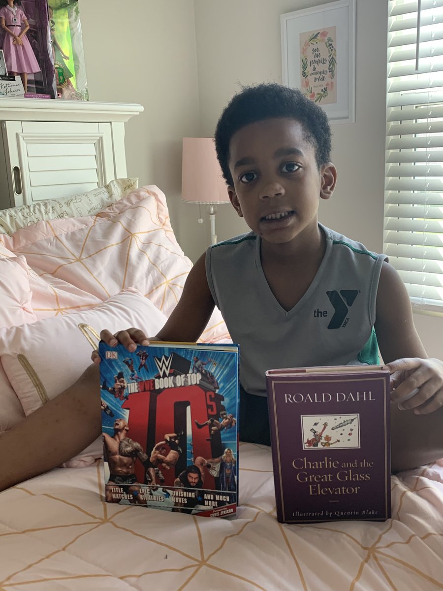 iCoachEXED's tweet photo. The girl cherishes her book collection so I was a little shocked when she let this guy check out 2 books, but not surprised that she generated a receipt. #5thGradeRiy #2ndGradeSean #StevieWonders ⁦@roald_dahl⁩ https://t.co/Pl5Tu0kWRm