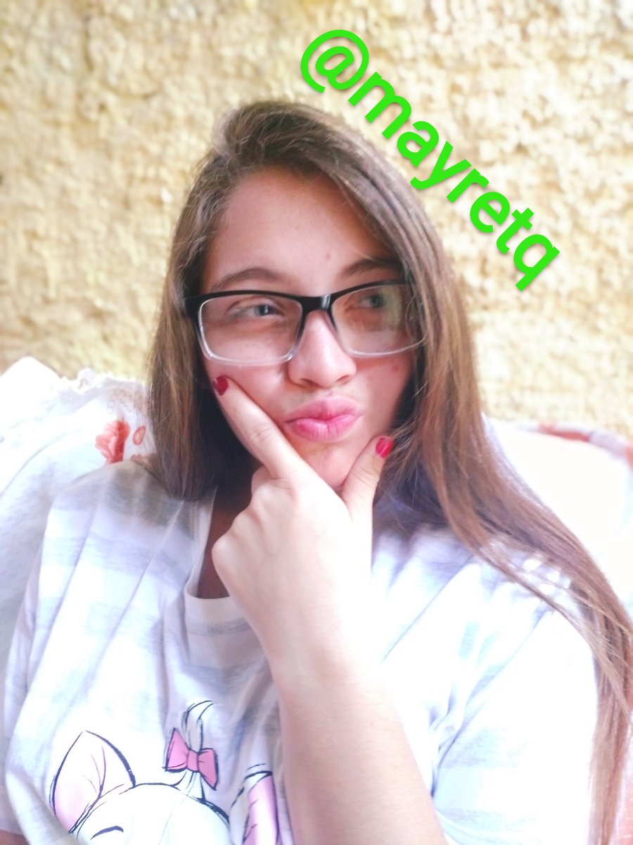 Mayretq's tweet photo. Pensando en que hacer en esta cuarentena mmmm ideas ??? https://t.co/mvAAU2IsQQ