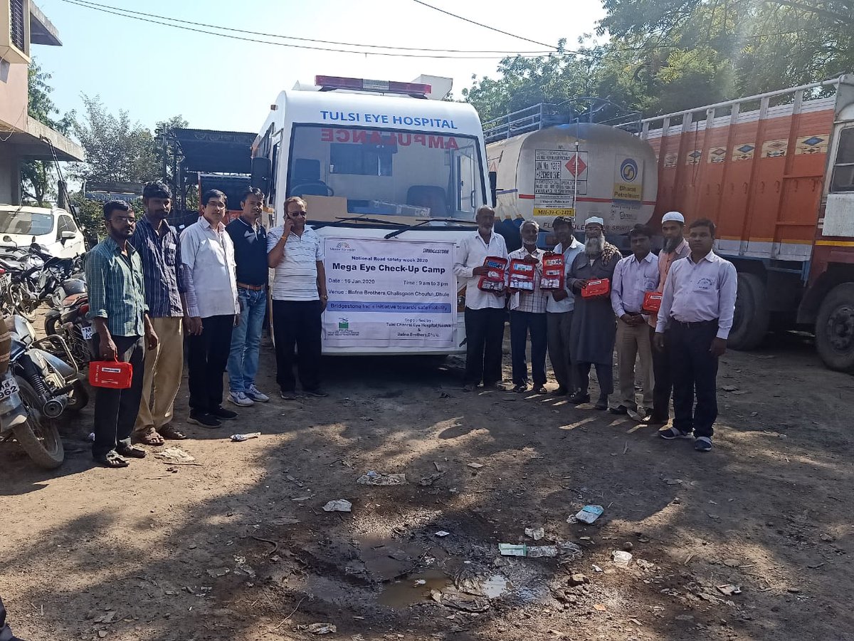 BridgestoneInd's tweet photo. Truck drivers' work hours leave no time for health care. Hence we organized Drishti - an eye check up initiative enabling safe mobility for them. Our team of employee volunteers interacted with truck drivers at Solapur on 27th Feb, strengthening #OurWayToServe #SafetyFirstAlways https://t.co/kuG6ayxz04