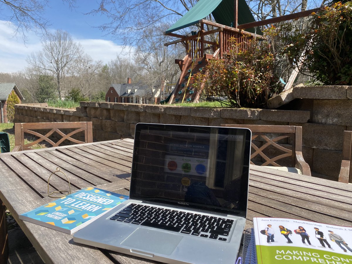 Christina Rary tweet media