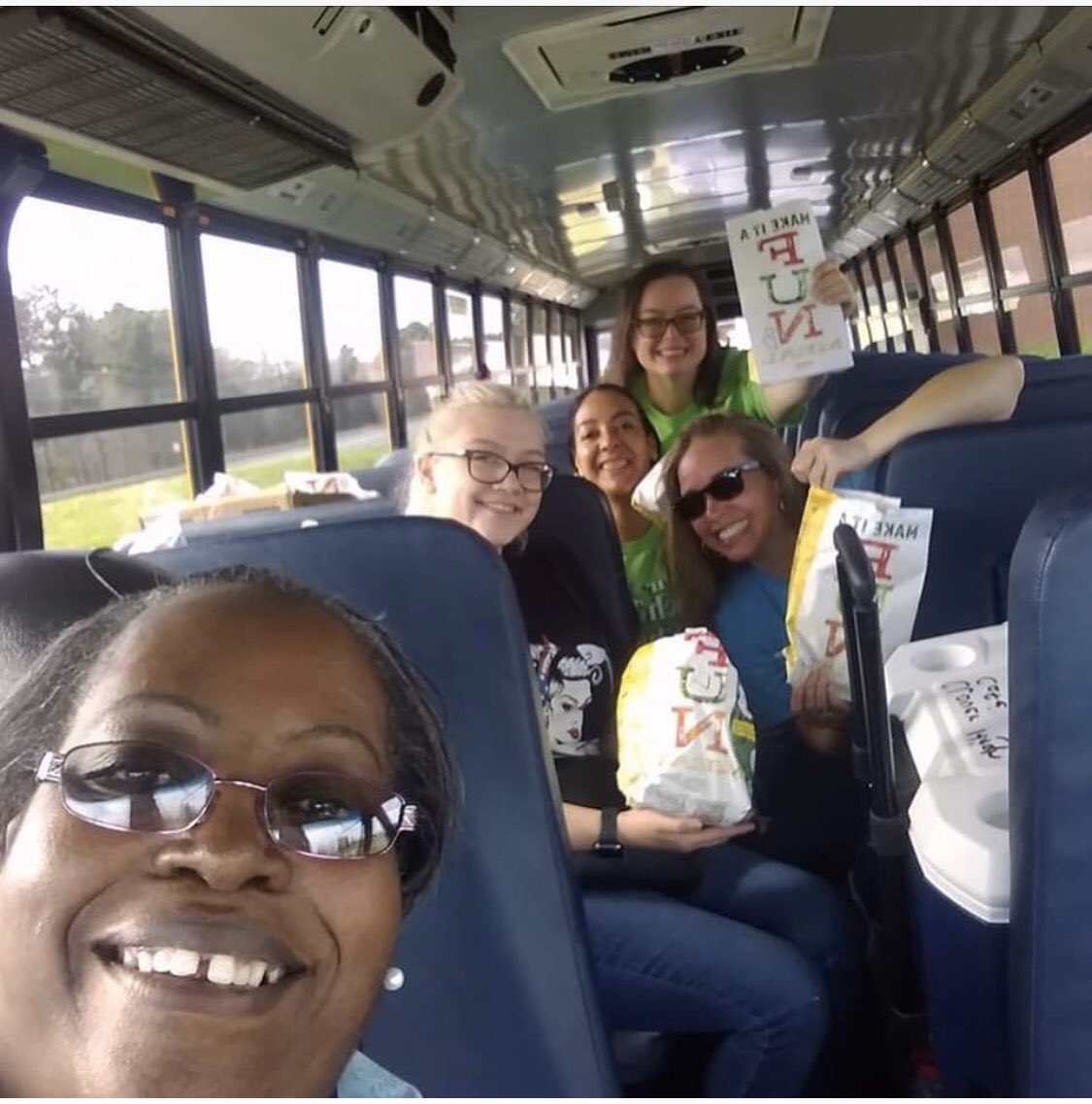 sajensen4's tweet photo. Bus #27 here with breakfast, lunch, and extended learning packets for CCE students! We will be here until 1:00pm at the CSD YMCA. Did you miss us? We will be back next week Monday- Friday from 11:00am - 1:00pm. https://t.co/WkEhmadSw2