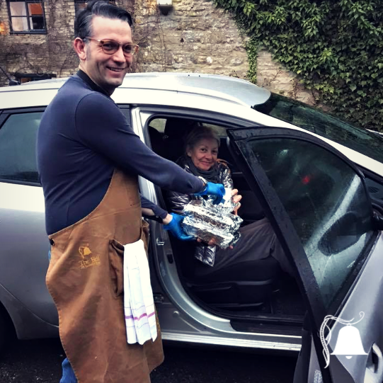 bellsapperton's tweet photo. Our ‘Click &amp; Collect’ service is up and running!🥂🍻🍾🍴🍷
https://t.co/udKcSBfnCa
#bellsapperton #clickandcollect #food #takeaway #cotswolds #supportlocal #pub https://t.co/6VR3TJscmo