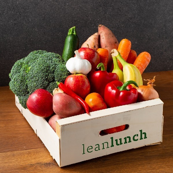 N e w // S t o c k i s t

Not only do we want to welcome @leanlunchuk but we also want to highlight an amazing job they are doing here locally in Yorkshire.

From Monday, they are offering fruit &amp; vegetable boxes for home delivery in Leeds for just £10.

#Yorkshire #Foodie