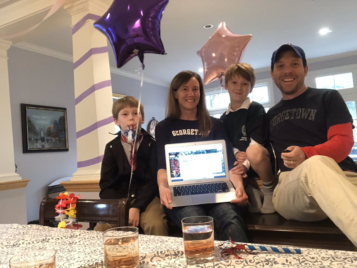 JPBeer4's tweet photo. #GUMatch #match2020
@GUMedicine @GUAlumni Thanks to @Sting64r, Dean Kumar, Dean Wulf-Gutierrez, Dr Wall, Dean Moore, @ranitmd!!!! https://t.co/p26mGKBP9X