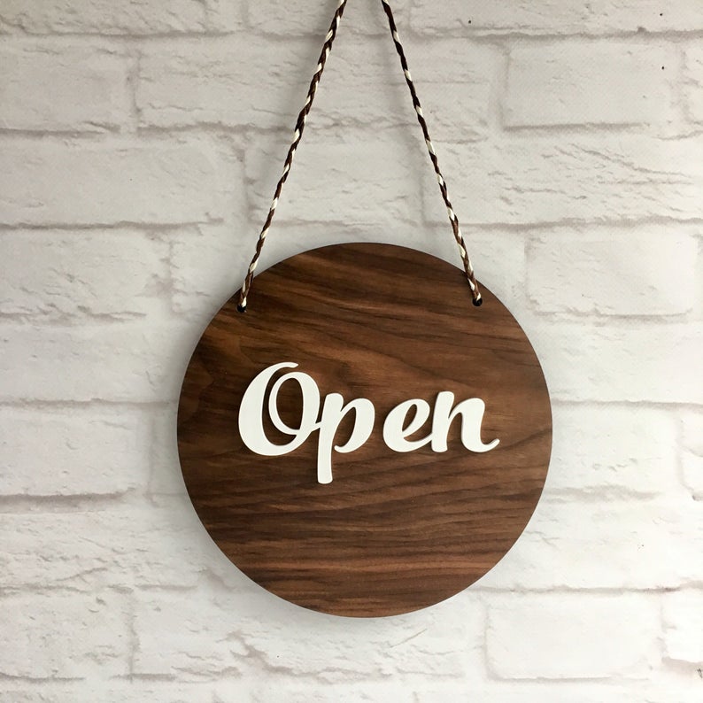 EssentiaDenver's tweet photo. #EssentiaDenver is OPEN! Today 3/20 & tomorrow 3/21 from 10 AM-5 PM. Give us a call 720-941-6300 & we'll help you choose the right mattress for you over the phone. #CherryCreekNorth #StaySafe #Healthy #mattress #Organic #presureRelieving #NextLevelSleep. https://t.co/O8P5NcKH2s
