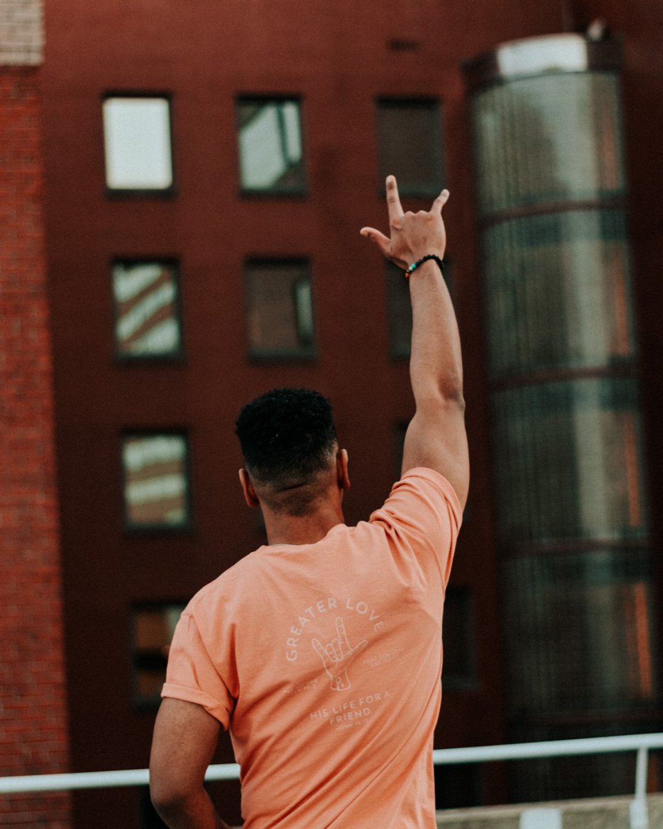 BLDRapparel's tweet photo. John 15:13 - Greater love has no one than this, that someone lay down his life for his friends. #bldrfaith https://t.co/VywDkyNiJ2