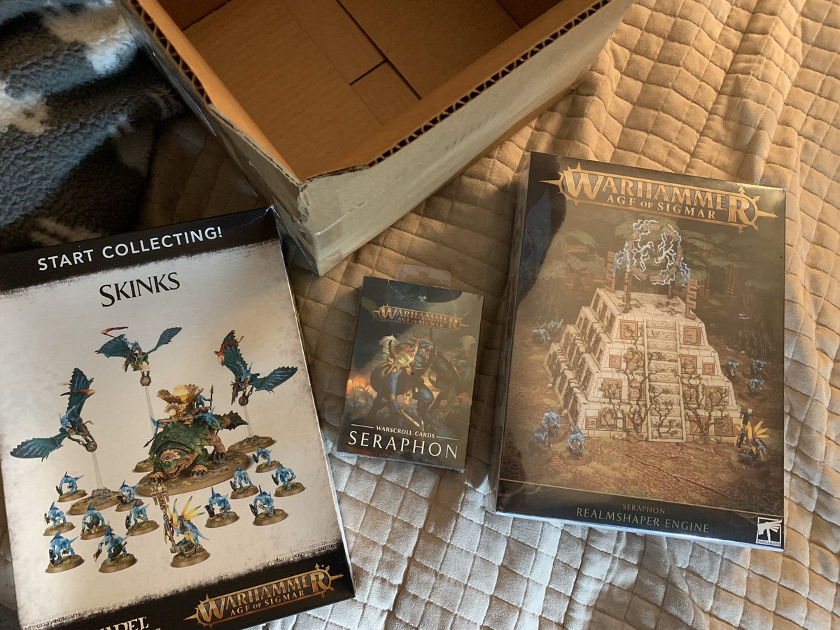 PopsChTikiRoom's tweet photo. Thanks for getting this to me so quickly Ministomp! Excitement 5 years in the making lol. #ministomp #seraphon #warhammer #ageofsigmar #lizardmen #aos @ministomp https://t.co/IM7sJ7F1gd