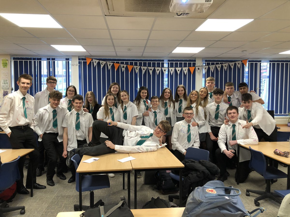 ilkleygrammarPE's tweet image. Wishing 11FEA all the very best for their futures! You have been the best tutor group I could have ever asked for, and have grown into mature and kind young people. I will miss seeing each and every one of you each morning.
Miss Allen #11FEA #proud #firstform