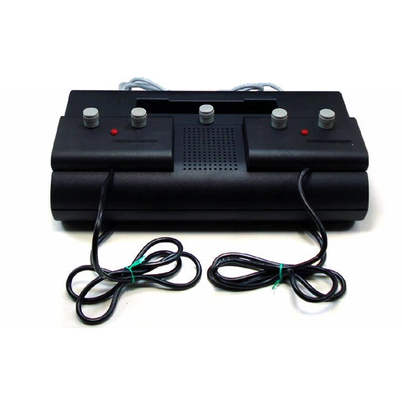 VideoKraken's tweet photo. With 5 cartridges, the Video 2000 by Interton is one of the first game console that used cartridges. It was exclusively sold in Germany in 1975 and was quickly discontinued and replaced by AY-3-XXXX chip based consoles in 1976, when they become available. 

#SmallestFullSet https://t.co/78Xxst5lGi