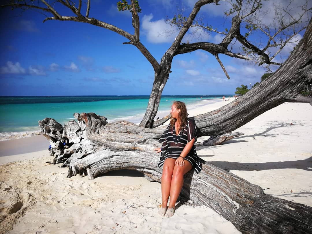 naomivanrees1's tweet photo. Op hoop van zege dat we zo terug mogen.. #spannend #Cuba 🇨🇺❤️ https://t.co/X5GF6aN5ik