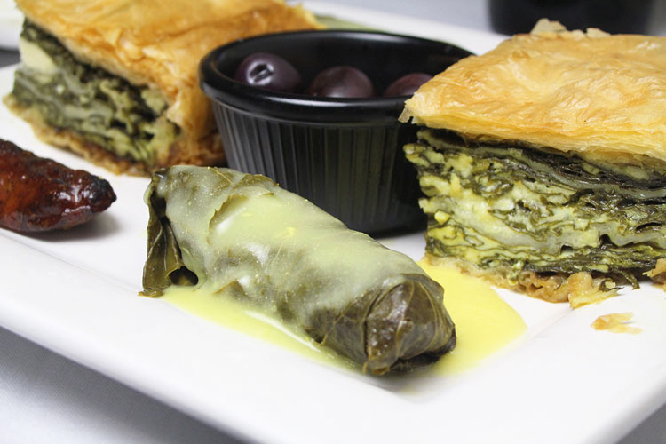ray_boutin's tweet photo. Now till March 26th take 10% off your takeout order at Athenian Corner courtesy of Ray Boutin @ REMAX Innovative Properties. Support local businesses. Order at 978-458-7052. 

I challenge other Business Owners/ Families to Adopt a restaurant for a day or week. #AdoptARestaurant https://t.co/AxgVDYweH1