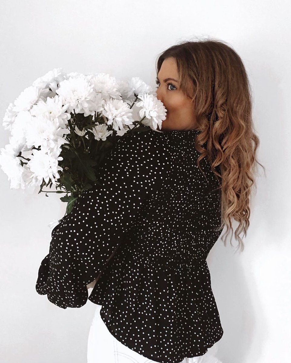 Our polka dot ruched blouse is perfect for working from home. Be comfy and stylish at the same time. As seen on the beautiful @georginaa 🌸 #MyANGELEYE