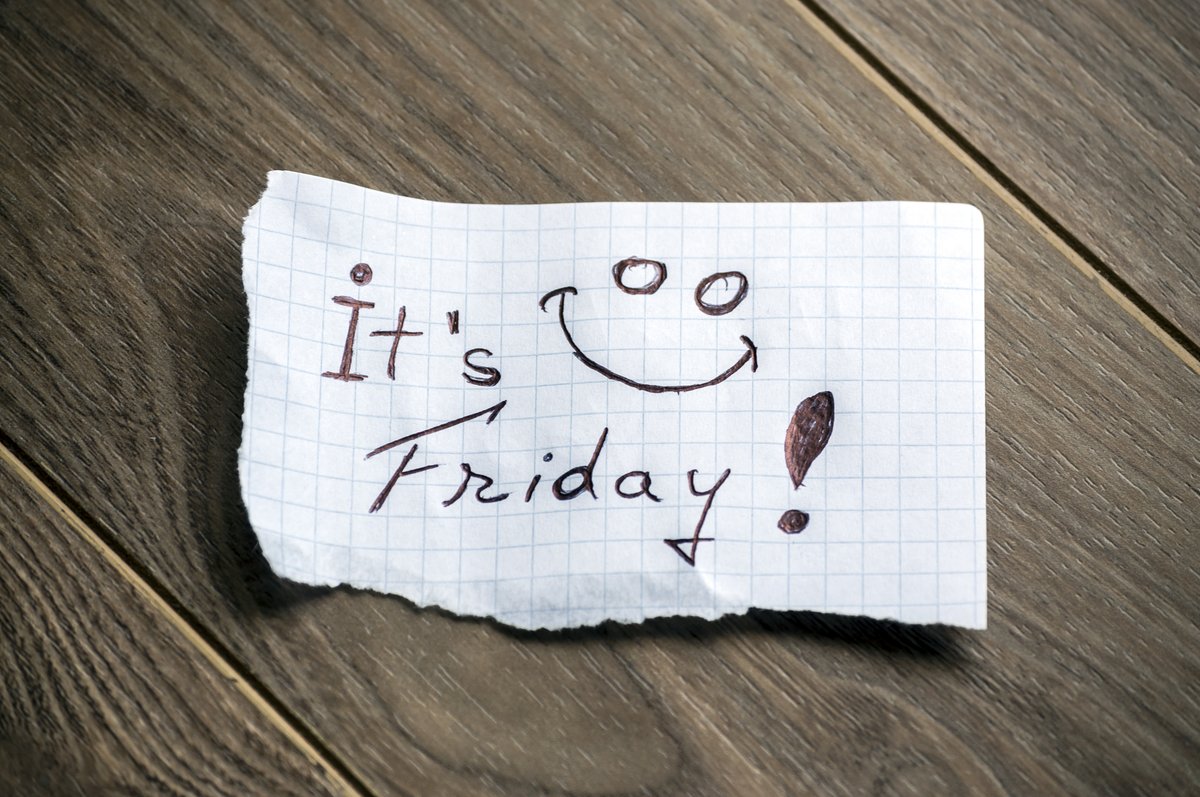 tpollard1's tweet photo. At Last... The Weekend Is Just Around The Corner! https://t.co/D9KnPKH8k5