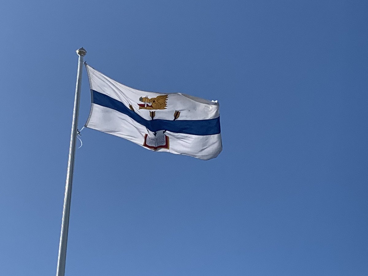 A difficult, strange and emotional day for pupils and staff, but our flag is still flying @Hutchesons #resilience