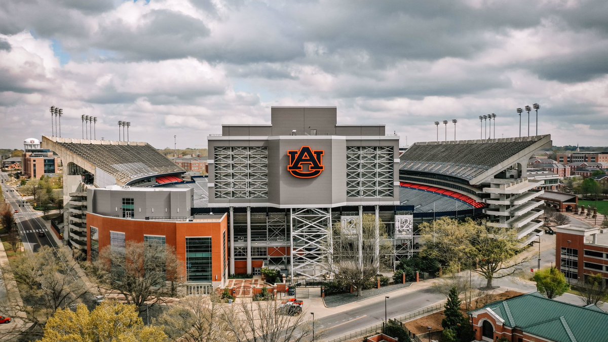 AuburnFootball's tweet photo. The Loveliest Village On The Plains https://t.co/atPBdQudMP