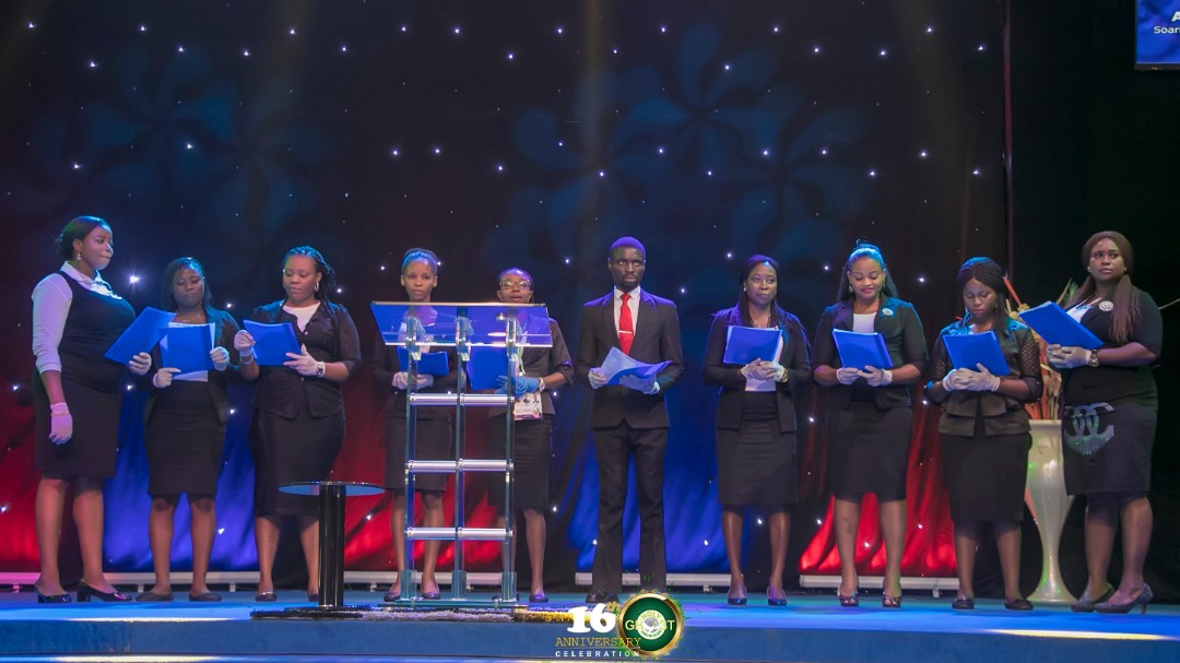 OwolabiAugusti2's tweet photo. DAY 1
Ministration of classical choir at the event of the 16th Anniversary of Holyghost Ambassadors.
For More Info Visit: https://t.co/Mxosy2hVQb
#SHIFTConference2020
#WalkingInDominion2020
#SoaringToGreaterHeights
#hgaministryintl https://t.co/h7OZ24c8SV