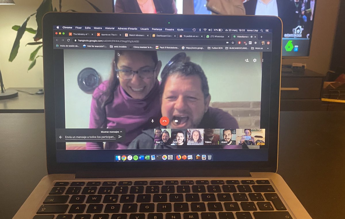 REUNIÓ DE DIRECTIVA 🤣🤣

Açò passarà!! Guanyarem al bitxo!!
I tocarem mes fort i mes units que mai!!!!

🎶🎶🎶🎶🎶🎶🎶🎶🎶🎶🎶🎶🎶