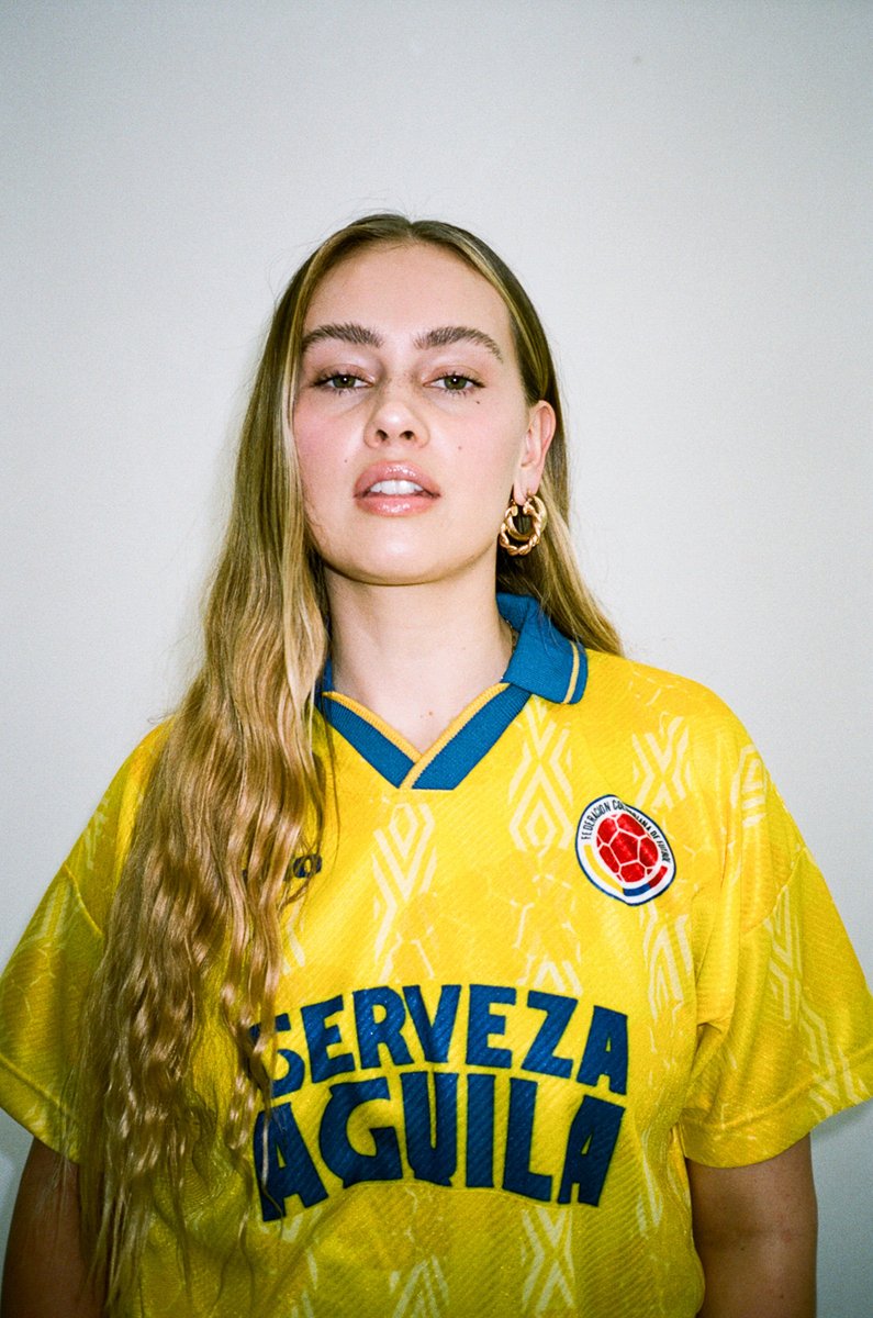 GAFFER's tweet image. We sat down with one of the most refreshingly honest personalities in modern music - @sashakeable  - to talk new tracks, new timelines and, of course, football; from split international loyalties to her unique relationship with @ChelseaFC. 

gaffer.online/features/music…

#GAFFER #CFC