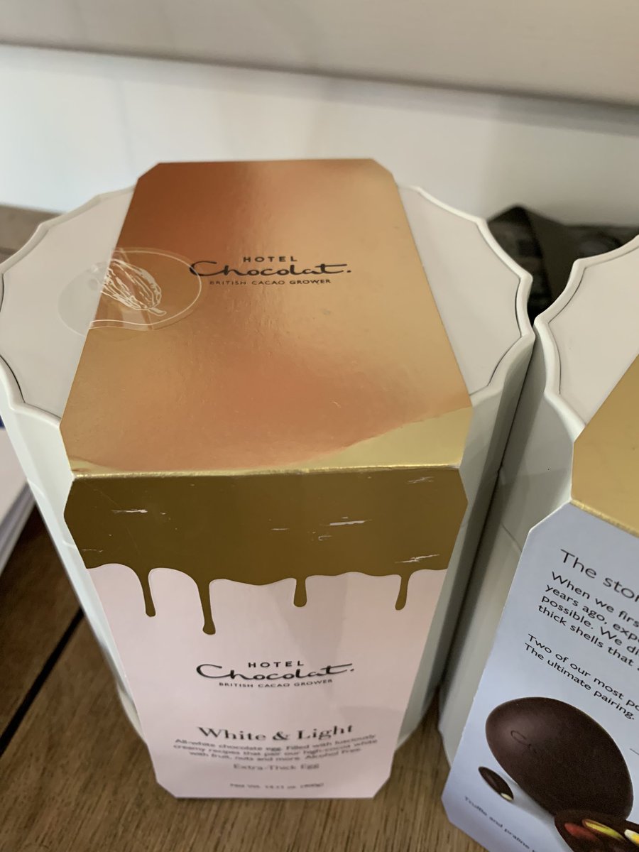 OnswitchLtd's tweet image. We end the week with #TeamOnswitch remote working here’s a few of them at morning chat 
Workstations at home with helpful cats and team Easter Eggs 
Plenty of jobs done and work completed 
Social chats at 10.30 and 3.30 to maintain social connection so far so good #OneVetTeam