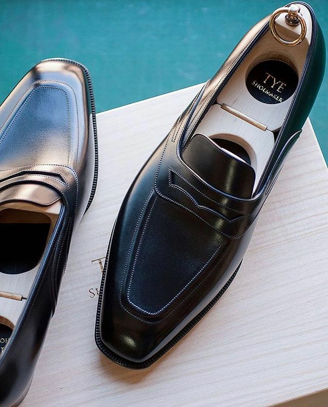 Bespoke_Makers's tweet photo. TYE shoemaker @tyeshoemaker
Picture courtesy of @tyeshoemaker
#bespokemakers #bespokeshoes #tyeshoemaker https://t.co/OrJIzkuUoT