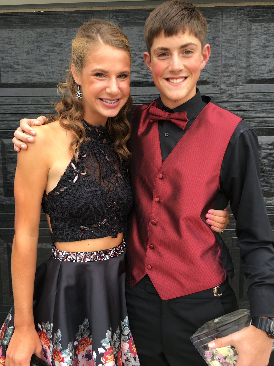 25_colby's tweet photo. Happy birthday @sydd_mcmillinn I hope you had a good day! Don’t get sick 🦠 https://t.co/9qJZzVbvoy