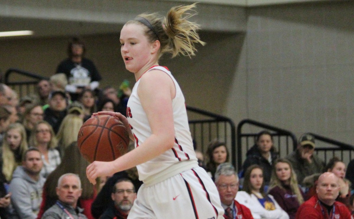 Fargo Shanley's Reile Payne wins NDAPSSA's Miss Basketball Award | STORY: ndhsaanow.com/news/1503/miss… #NDHSAA #NDpreps