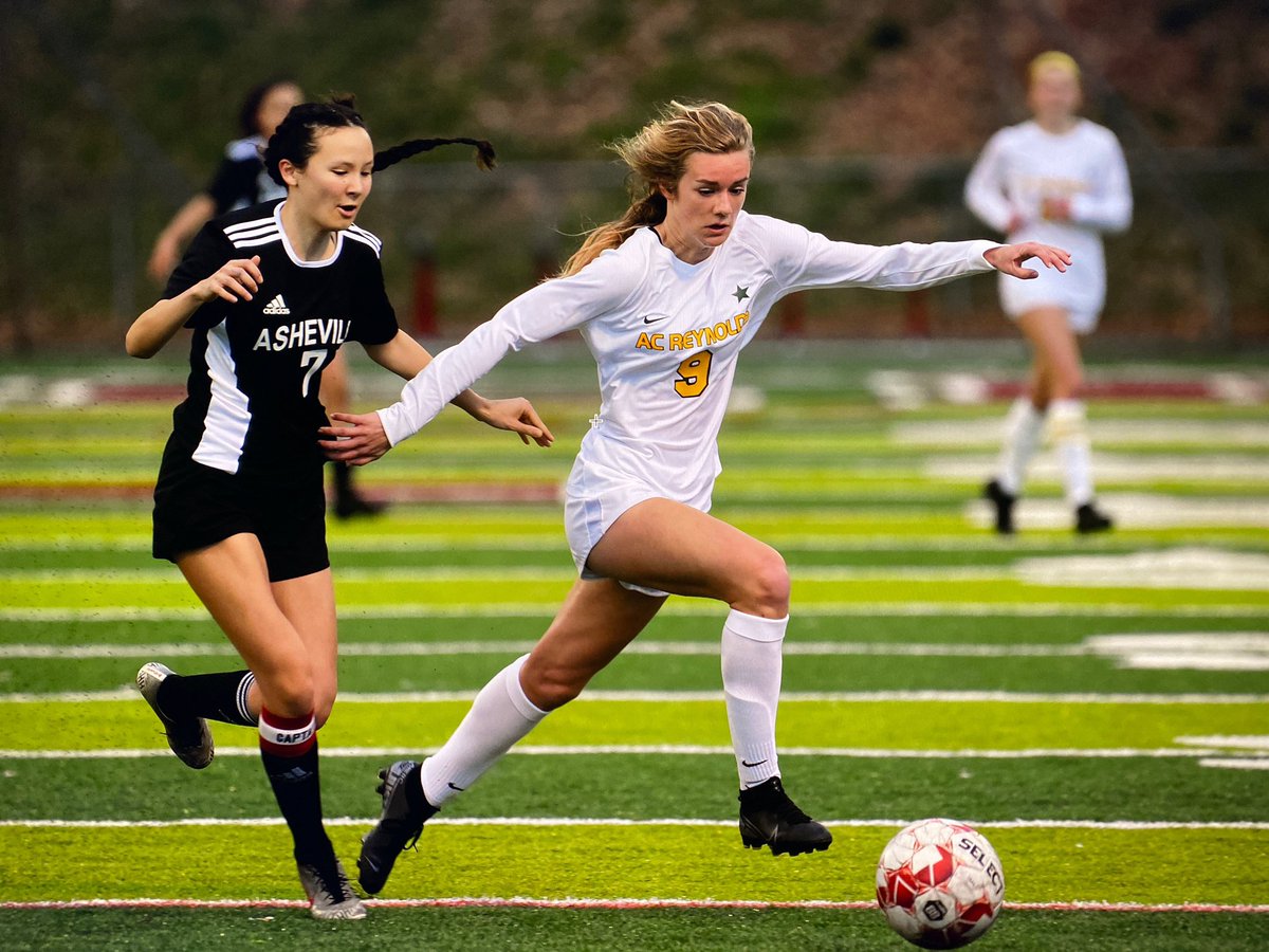 ACRSoccerV's tweet photo. Congratulations Addie Porter! @VandySoccer is getting a great player, student, and person! We are SO proud of you! @Chris_Womack @ACRathletics @acthshuddle @828prepsoccer 🚀 ⚽️ #AnchorDown https://t.co/xYfPglzUr8