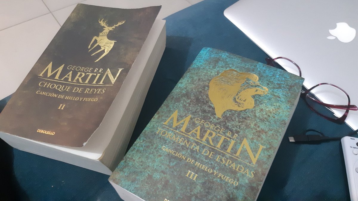 Eowynwarrior's tweet photo. Ya estoy terminando choque de reyes (@Lib_Nacional aunque hay un error en un capítulo completo 🙄🥺) y sigo con tormenta de espadas #AislamientoObligatorio #MeDiviertoCon Game of thrones https://t.co/JXx2SpTrA1
