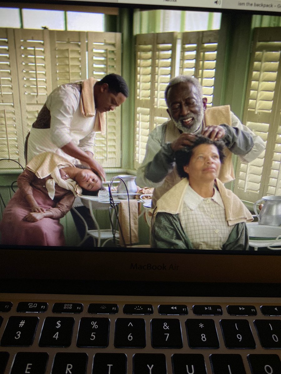heyyChriiss's tweet photo. When yo man support your dreams and goals. #SelfMadeNetflix https://t.co/jNbOCgZfGE