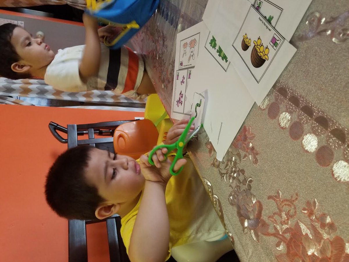 Miss_Redden7's tweet photo. Little learners hard at work! @mrpassner #NBTECCisredhot #remotelearning #room2rocks #truenorth https://t.co/cAyfnTw1Kz