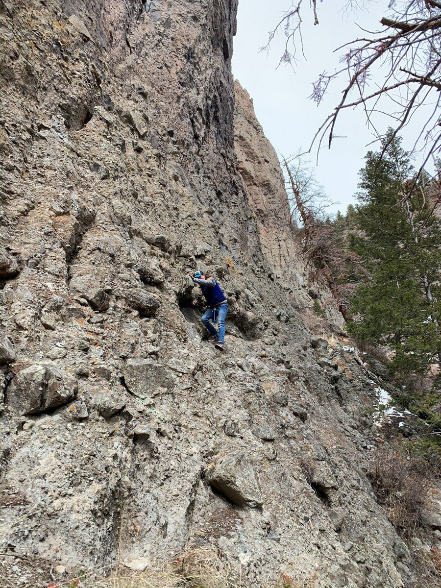 ValCheetah13's tweet photo. Hiking angry.
#covid-19 https://t.co/NOIx8BANMw