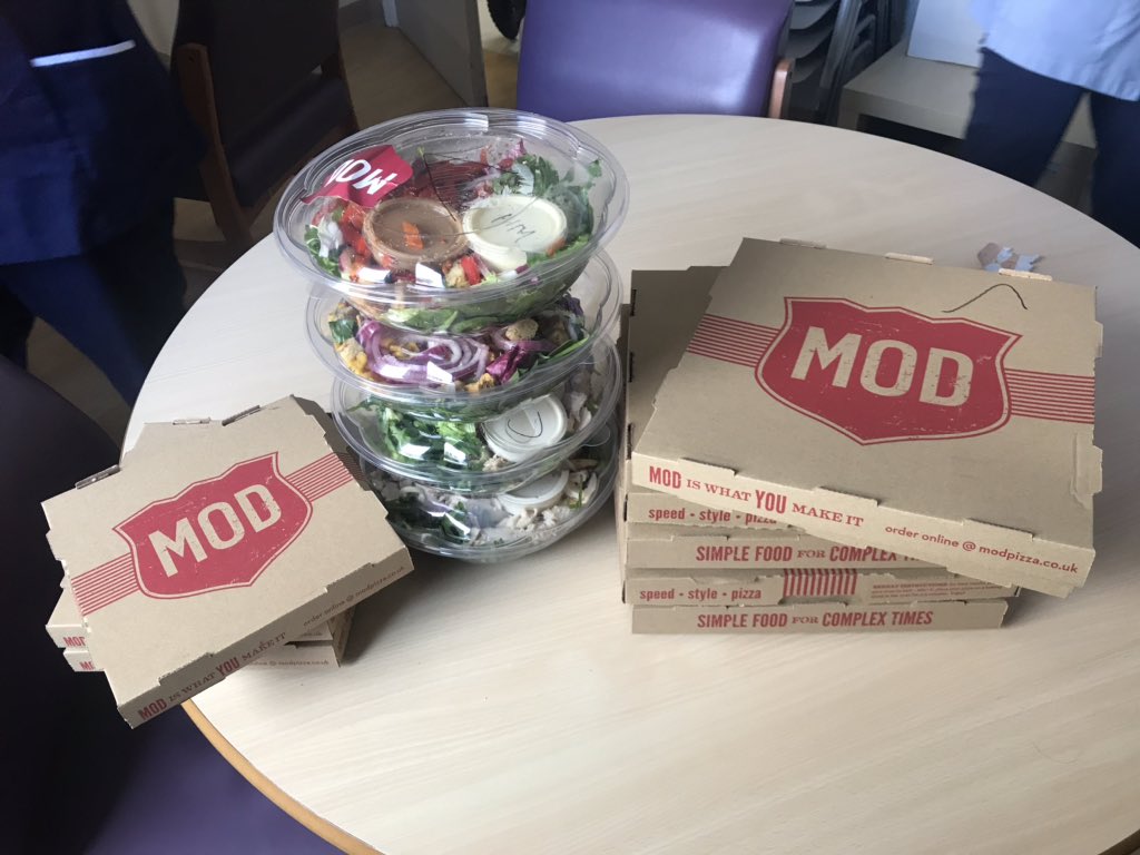 ClareRidley1's tweet photo. A very special delivery today from @MODPizza #metrocentre half way through a busy 13 hour shift, just what we needed 💙 #nhs #nurse #HCA @NewcastleHosps #teamtrauma https://t.co/w7IUSkipAe