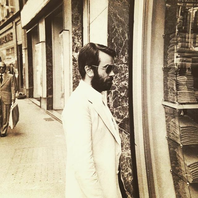 aportaluppi's tweet photo. My father at my age.
•
•
•
#fathersday #father #fatherday #fatherhood #70s #milan #milano #cool #classy https://t.co/8DpNTRd6St