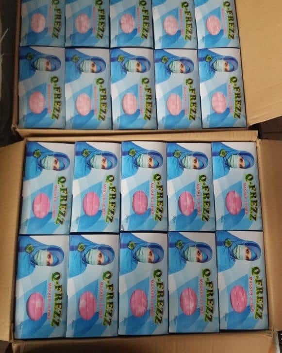 dropshipaja's tweet photo. SENSI MASKER 
1 karton isi 40 box
Harga : 1.400.000

1 box isi 50 pcs
Harga : 40.000 rb
📲Wa: 085231875623
 #maskersensi3ply #viral #indonesia #maskervirus #pelindungmuka #maskersensisemarang #maskersensisurabaya #maskersensijakarta #maskersensisolo #maskersensijogja https://t.co/didfuDCR2d