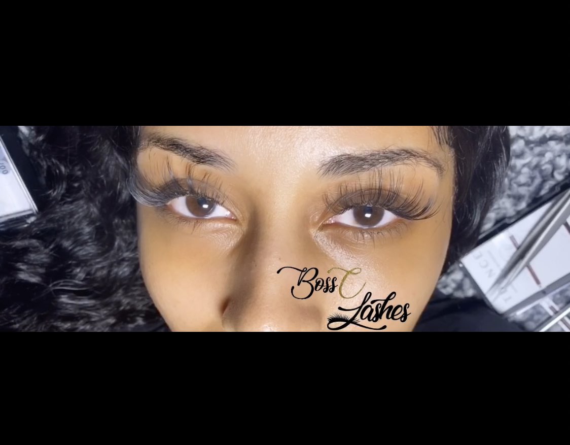 msmaejon's tweet photo. Client Cam 😍😍😍 as soon as we are cleared to get back to business get BOSSCIFIED! _______________________________________
Set Details 👇🏾
Classy Classic Set 
Lash length: 15-17mm
Lash Curl: C-curl #hybridlashes #megavolumelashes #queenslashes #queenslashtech https://t.co/59DbG3DjSr