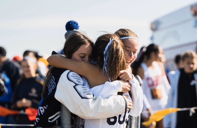 AlyssaDeeds's tweet photo. Hanging on to the sliver of hope that more moments like these will come! 🏃🏽‍♀️💓 #NotReadyToBeDone https://t.co/EPWgXAsNyp