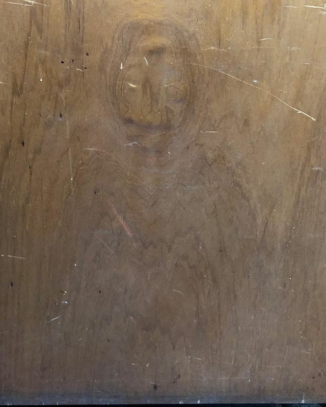 rbranski's tweet photo. I see a #face in the #woodgrain! …anyone else!?!
.
#Faces #abstractfaces #Detroit #DetroitMichigan #MIchigan https://t.co/Tav4vZDsk6