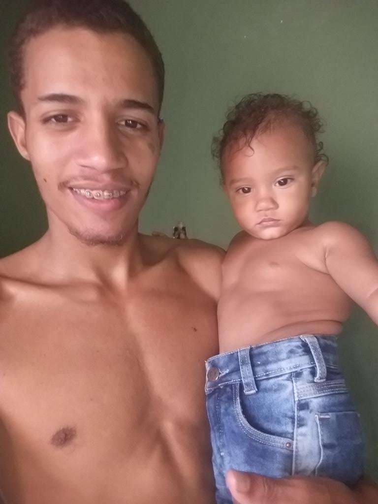 JPPORTUGAL4's tweet photo. Tal pai,tal filho meu mundo 😍😎✌ https://t.co/SnlNzyYjqA