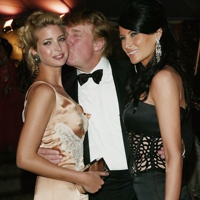 HoneyChile15's tweet photo. .@FLOTUS
#RespectTheFirstLady
WHICH ONE? π³
AH-HAHAHAHAHAHA!!
https://t.co/5pgq4RUb9n