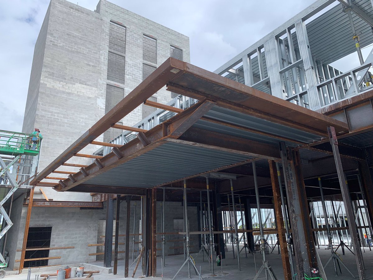 Straticon's tweet photo. #TGIF from the AC Marriott project at the Dadeland Mall. https://t.co/LuGJqdKpKw
