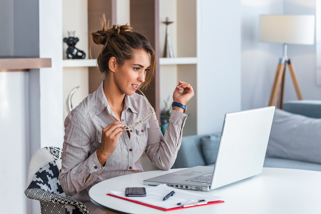 jrkuhns's tweet photo. #RedBranchWeekly: COVID Crisis: How to Handle Remote Work in an Uncertain Time https://t.co/OIia36xu1W #bestpractices #employees @redbranch marketing https://t.co/yfFBryHBMy