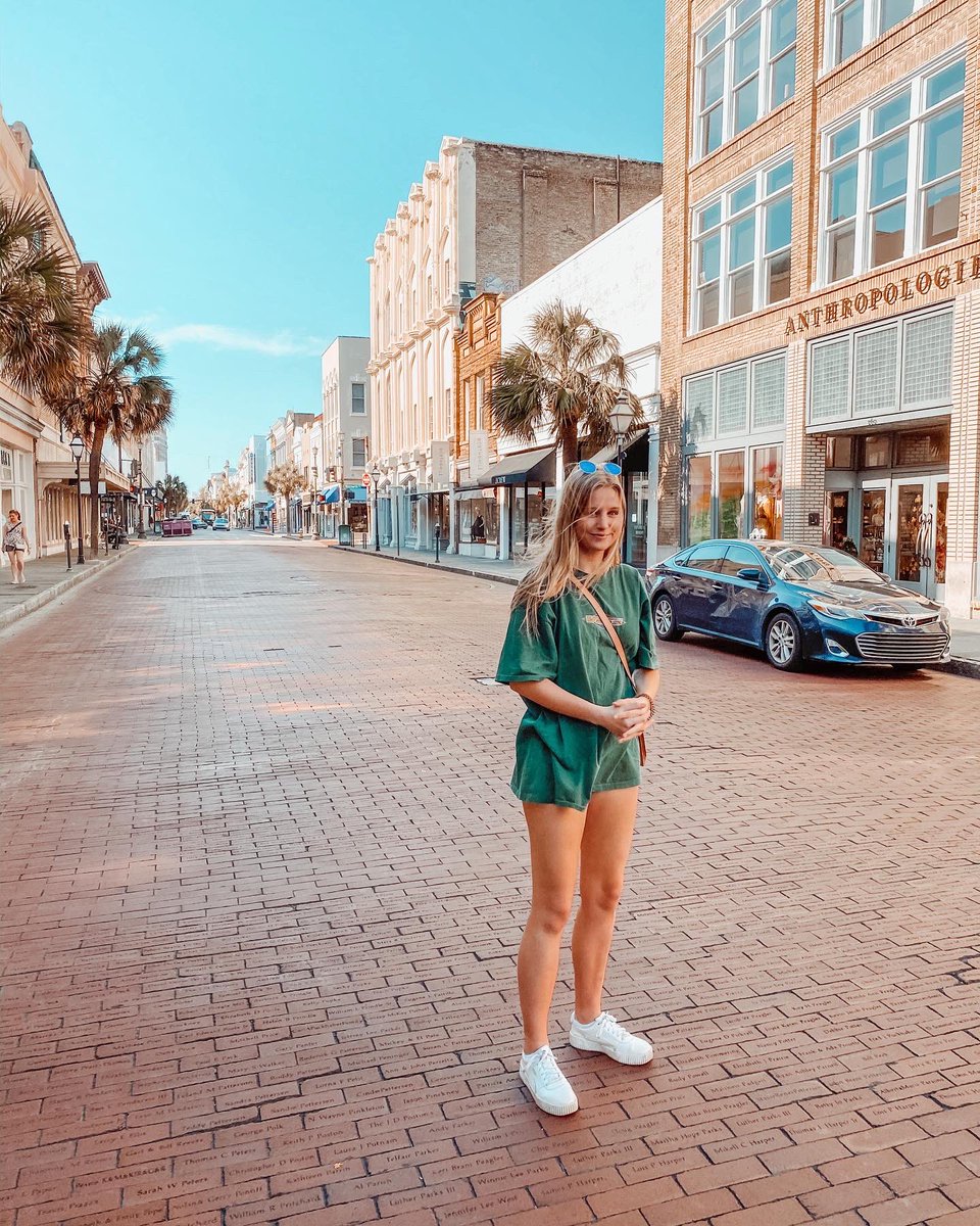 emmacaroo's tweet photo. spring break 2020 w the best🥰🤗 https://t.co/xkKUMEO0TW