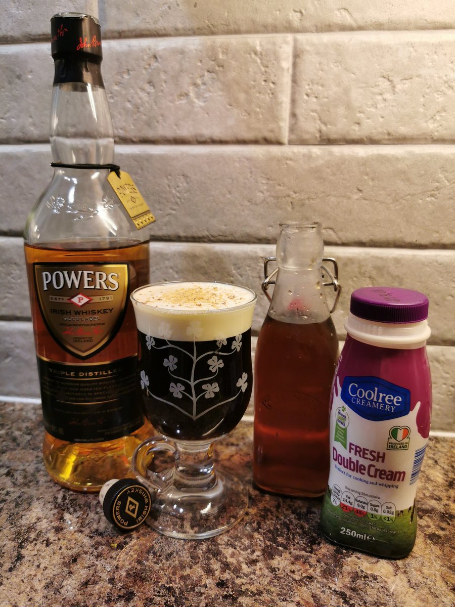 DanDrams's tweet photo. @thatsdramgood @slightfatigue @CoughlanMichael @darrenfriel99 @whiskeyguywest @DPowerswhiskey @PowersWhiskeyNI @Powers_Whiskey Pic π€¦π»ββοΈπ€¦π»ββοΈ
Clearly too excited
#FridayNightDram
#AMeasureAbove https://t.co/lP14KH2NK0