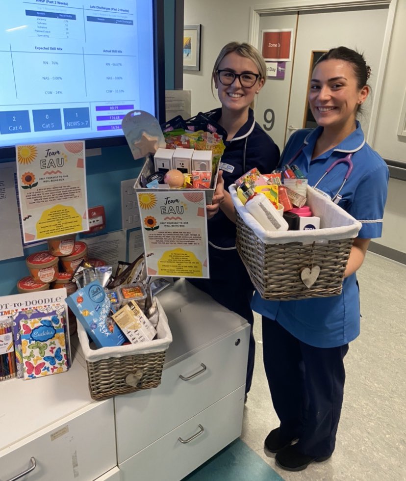 NEWSEAU's tweet photo. A box of well- being for you EAU 💫
To show appreciation for every member of staff and help to keep each other going and glowing. 
@SalfordRoyalNHS 

#Wellbeingbox #positivity #NHS #teamwork ❤️

Thank you for you kind donations- @SammyUrmston @JasmineAbelaX @DPWOR1990 https://t.co/3l21fEmw4l
