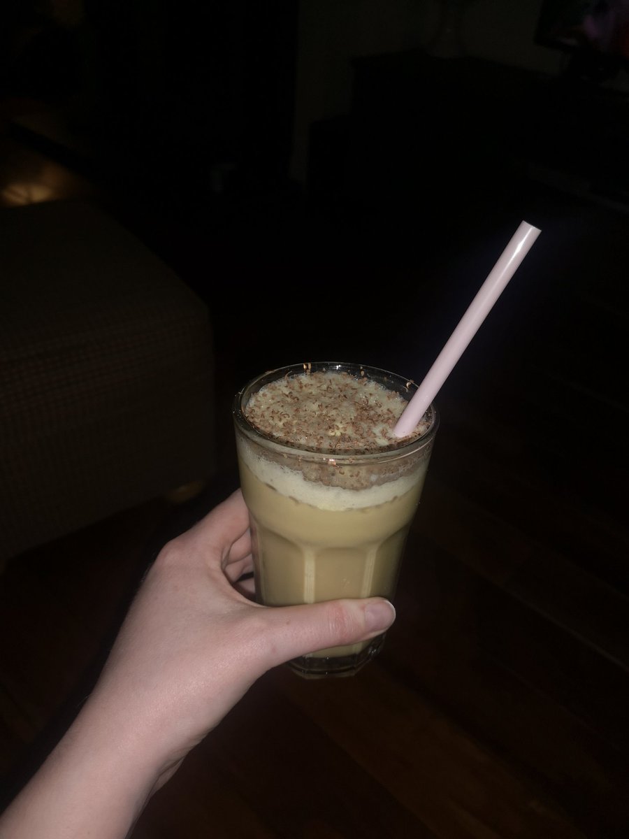 TigerLeah's tweet photo. @thatsdramgood @Powers_Whiskey @DPowerswhiskey @daveswhiskey @Lynch_kinsale @whiskeytalk2U @Mik_da @Causewaywhiskey @Bill_Linnane @dramofthemonth @StillTripleDist @DavidMarra @irishwhiskeybc I've gone rogue, added ice cream and a drop of Kahlua to my Powers (40ml) and coffee (120ml) and whizzed it in the blender with a bit of ice. It's not award winning but it's delish and kept me occupied for at least 15 minutes π€ͺ #ameasureabove #Fridaynightdram https://t.co/qOmKBHBfUS