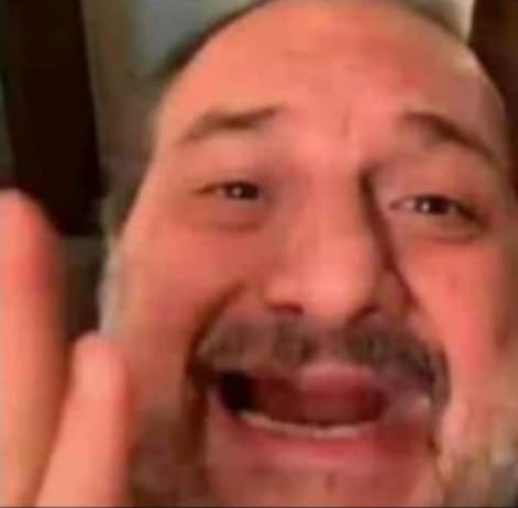 Samalisa10's tweet photo. يعني نجحتهم كلهم و سبتني انا يا طارق يا ابن عمو شوقي. طب ما انا مواطنه زيهم انا مواطنه. 
#تالته_اعدادي_زيها_زي_النقل 
#تالته_اعدادي_مش_ضد_الفيرس 
#تالته_اعدادي_بتتظلم https://t.co/NGYlg7YrEn