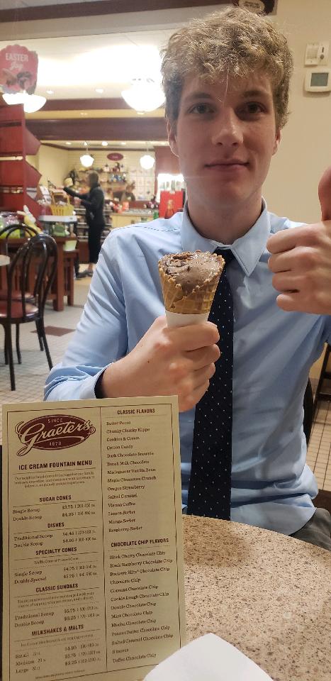 levleu's tweet photo. @graeters No trip to Cincy is complete without Graeter's! https://t.co/HECmTfO5ob